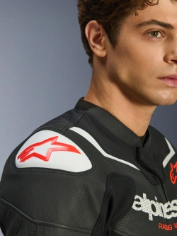 Kurtka motocyklowa skórzana Alpinestars GP Force Airflow v2 czarno-biała