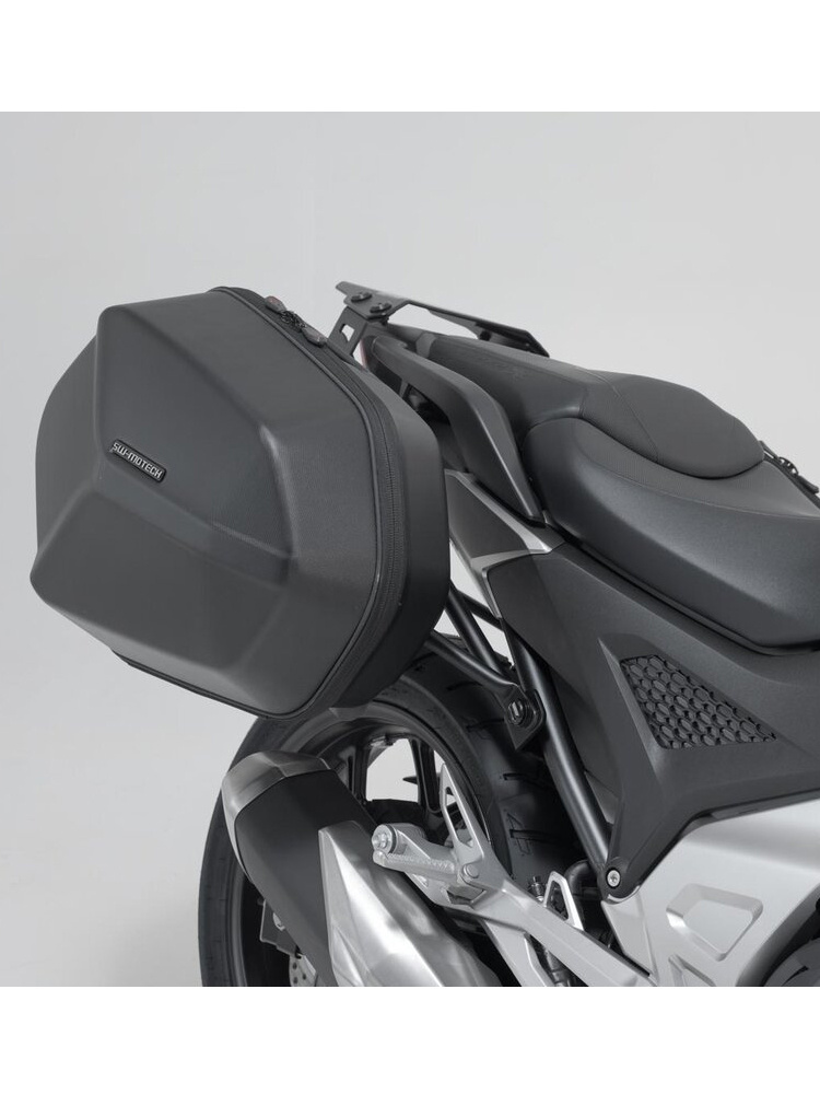 Zestaw: kufry boczne + stelaże PRO ABS ® Aero System Sw-Motech do Honda NC750XD (20-)