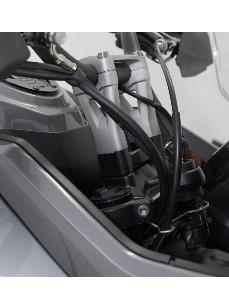 Zestaw podwyższający kierownicę SW-MOTECH do Triumph Tiger 660 Sport L101 (21-)/ Tiger 800 Sport (24-) [H: 30mm]
