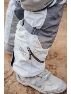 Spodnie motocyklowe tekstylne Klim Badlands Pro szare