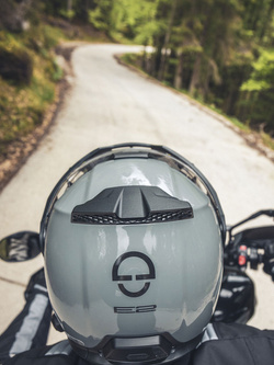 Kask szczękowy Schuberth E2 szary