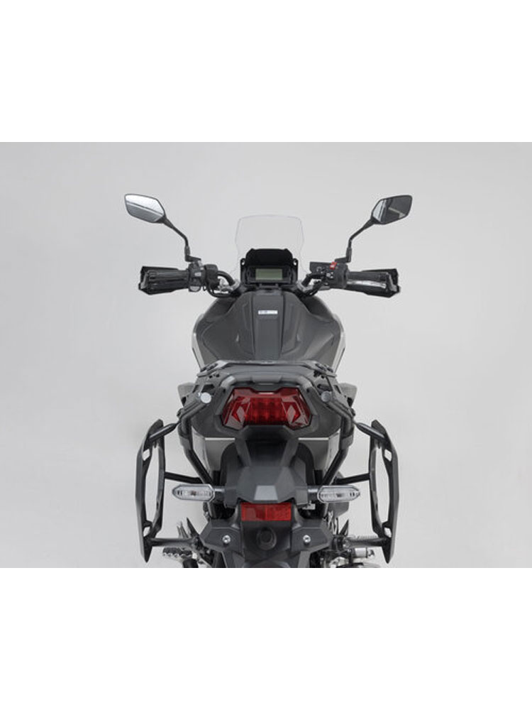 Zestaw: kufry boczne TRAX ADV + stelaże PRO Sw-Motech Honda NC750X/XD (20-) (pojemność: 2 x 37 L) czarne