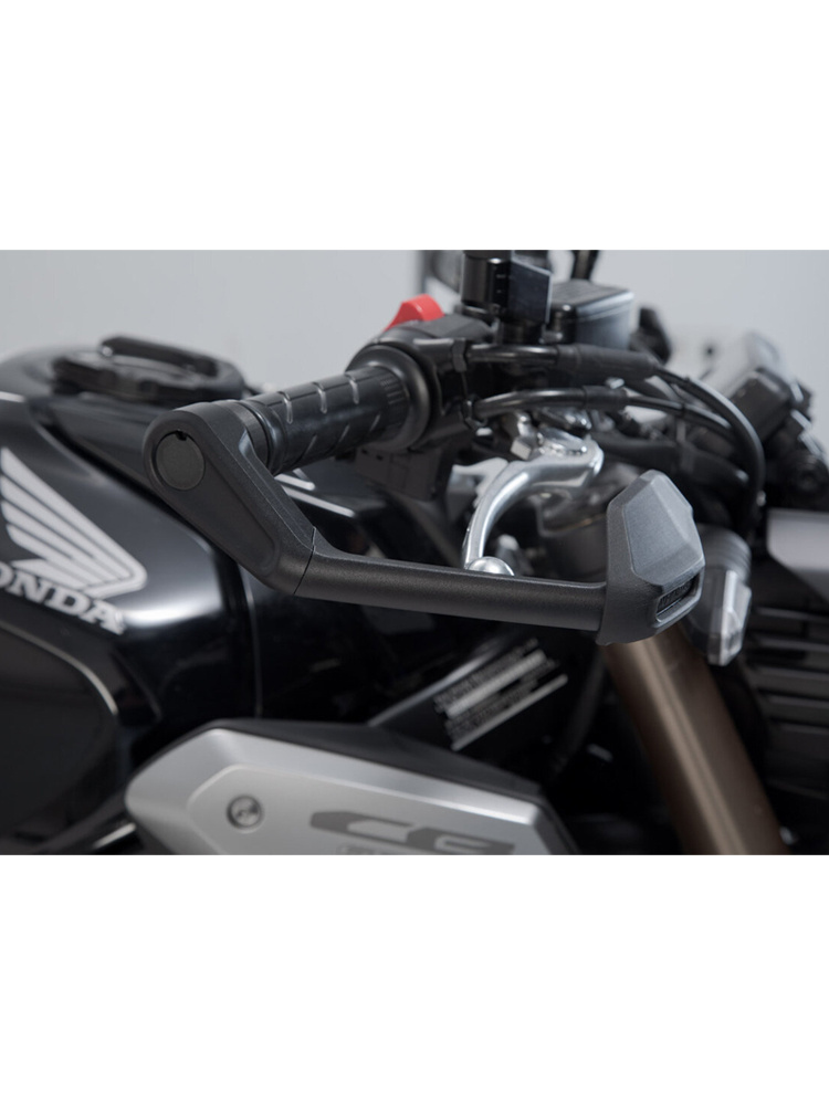 Osłony klamki hamulca i sprzęgła z osłoną przed wiatrem Sw-Motech Honda CB650R (18-), CB500F (18-25), CB500 Hornet (24-), Kawasaki Z650 (16-22)