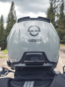 Kask szczękowy Schuberth E2 szary