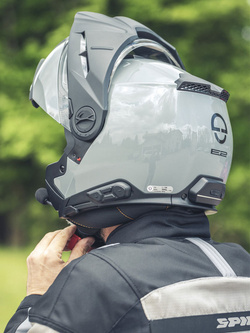 Kask szczękowy Schuberth E2 szary