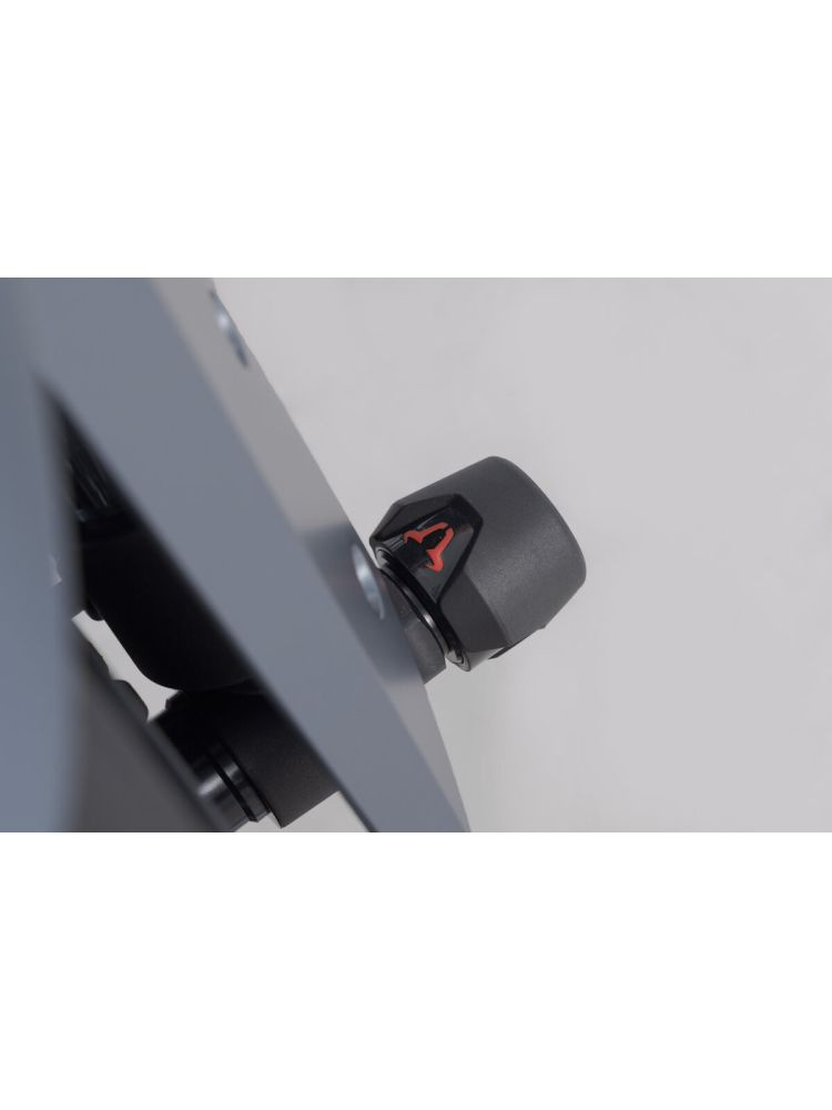 Crash pady przedniej osi SW-MOTECH do wybranych modeli CF Moto/ Husqvarna/ KTM czarne