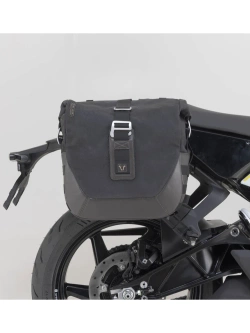 Zestaw sakw bocznych Legend Gear LC2 ze stelażami SW-Motech Husqvarna Svartpilen (23-)/ Vitpilen 401 (23-25) czarno-brązowe [poj.: 2 x 13,5 L]
