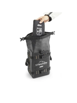 Torba na gmole GIVI GRT722B Canyon wodoszczelna, czarna  [poj.: 8l]