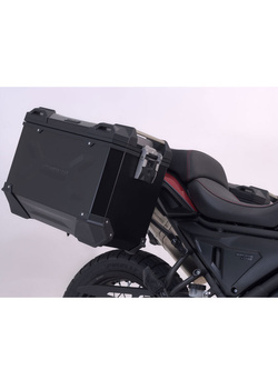 Zestaw: kufry boczne + stelaże PRO TRAX ADV 45/37 L do motocykla Voge 650DS R810C / 650 DSX (21-) czarny [pojemność 45 + 37 L]