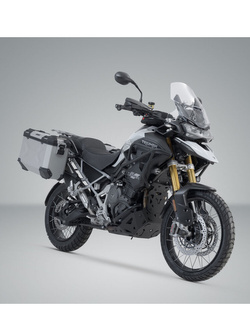 Zestaw: kufry boczne + stelaże PRO TRAX ADV SW-MOTECH 45/37 do motocykla Triumph Tiger 1200 GT / Pro / Rally Pro (22-) (pojemność 37 i 45 L) czarne
