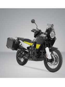 Zestaw: kufry boczne TRAX ADV + stelaże PRO 45/37 L Sw-Motech Husqvarna Norden 901 HQV N (21-), Norden 901 Expedition (23-) (pojemność 37 i 45 L) czarne