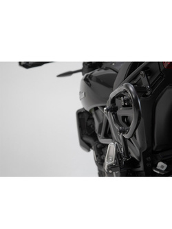 Zestaw: kufer boczny plastikowy URBAN ABS + stelaż SLC SW-MOTECH Indian FTR 1200 (18-25)/ Rally (19-25) [poj.: 16,5l; na lewą stronę]