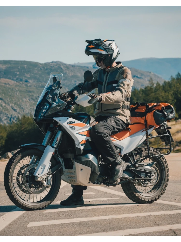 Kask adventure Nexx X.Lifecountry Terra biało-czarno-pomarańczowy matowy