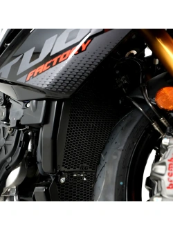 Osłona chłodnicy R&G Racing Aprilia Tuono V4 1100/ Factory (25-) czarna