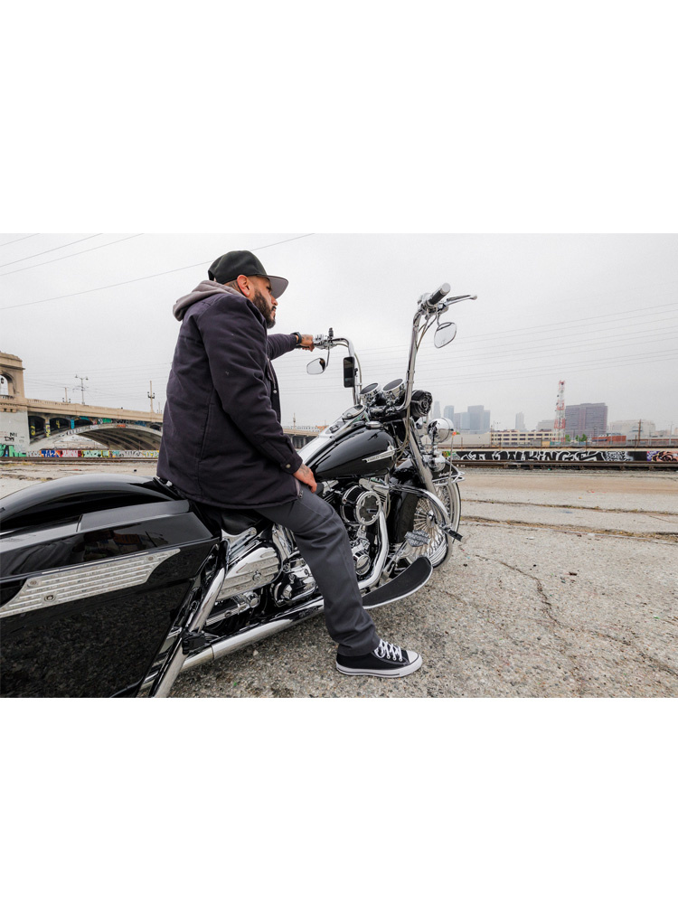 Uchwyt montowany na kierownicy motocykla Quad Lock PRO chromowany