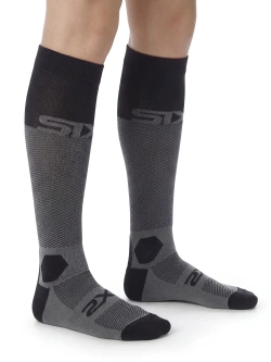 Skarpety SIXS Long Racing V2 czarno-szare