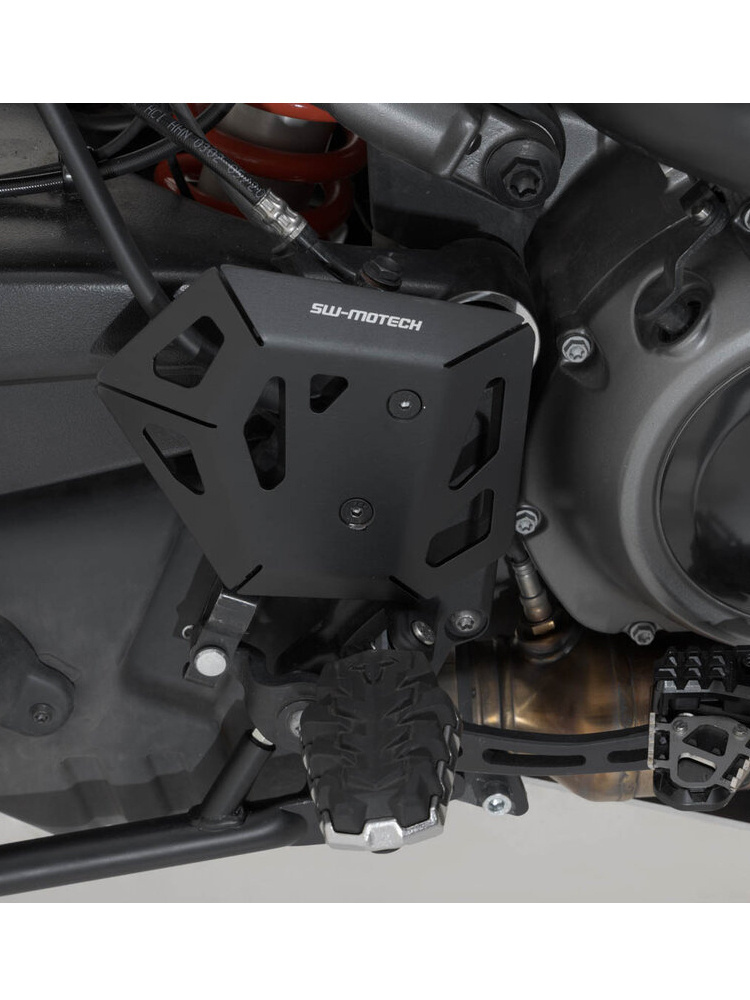 Osłona pompy hamulcowej SW-MOTECH Harley-Davidson Pan America (RA1250) RA1 (21-)/ ST (24-)