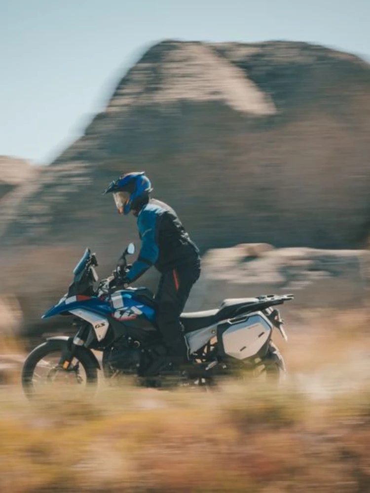 Kask adventure Nexx X.Lifecountry Terra szaro-czarno-czerwony matowy