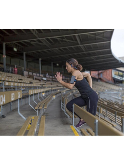 Zestaw do biegania: etui MAG na telefon iPhone 17e (magnetyczne) + opaska sportowa Quad Lock