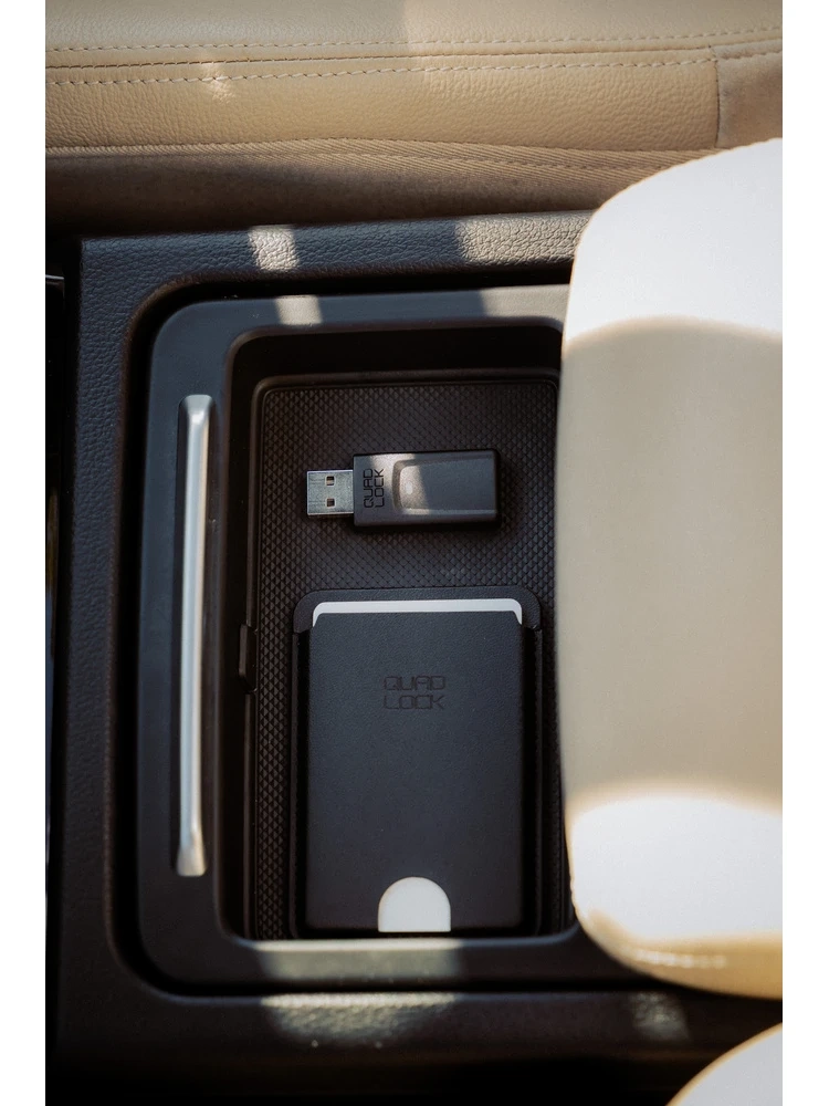 Bezprzewodowy adapter Quad Lock CarPlay/Android Auto