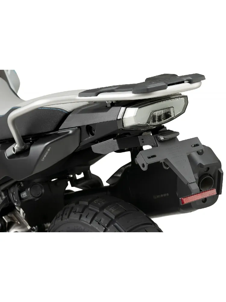 Mocowanie tablicy rejestracyjnej PUIG CFMoto 450MT/ 800MT/ 1000MT-X czarne