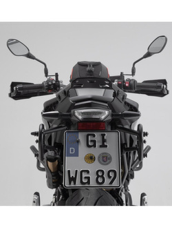 Zestaw sakw bocznych LEGEND GEAR LC2 Black Edition ze stelażami do BMW F 900 R / XR (19-24) [pojemność: 2 x 13,5 L]