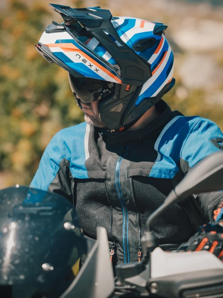 Kask adventure Nexx X.Lifecountry Westbound niebiesko-biało-czerwony matowy