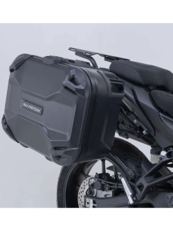 Zestaw: kufry boczne DUSC L + kufer centralny DUSC L + stelaże PRO + stelaż Street-Rack SW-Motech Yamaha Tracer 7/ GT (RM55, RM56) (25-) [poj.: 3 x 41l]