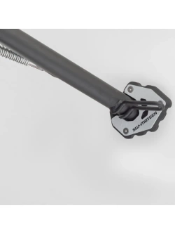 Poszerzenie stopki bocznej SW-Motech Triumph Trident 660 (24-)/ 800 (25-) czarno-srebrne
