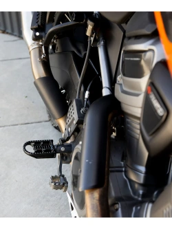 Podnóżki motocyklowe Biltwell Mushman wybrane modele Harley-Davidson czarne