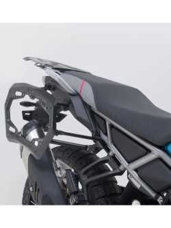 Zestaw: kufry boczne DUSC M i L + stelaże PRO SW-Motech CF Moto 450MT (23-) [poj.: 33l + 41l]