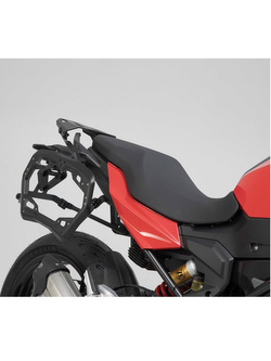 Zestaw: kufry boczne + stelaże PRO TRAX ADV SW-MOTECH 37/37 L do motocykla BMW F 900 R / XR [19-] [pojemność 2 x 37 L]