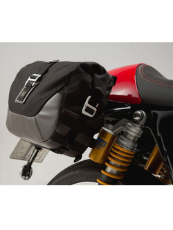 Zestaw sakw Legend Gear (2 x 9,8 L)  i stelaży SLC do Triumph Thruxton 1200 [16-19]