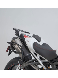 Zestaw: torba na tył Rackpack + stelaż Street-Rack SW-Motech Triumph Speed Triple 1050 S / RS (18-23) [poj.: 32,0-42,0 l]