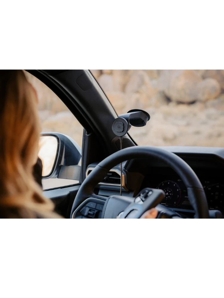 Zestaw do samochodu: etui MAG na telefon Google Pixel 10 Pro XL (magnetyczne) oraz mocowanie Quad Lock