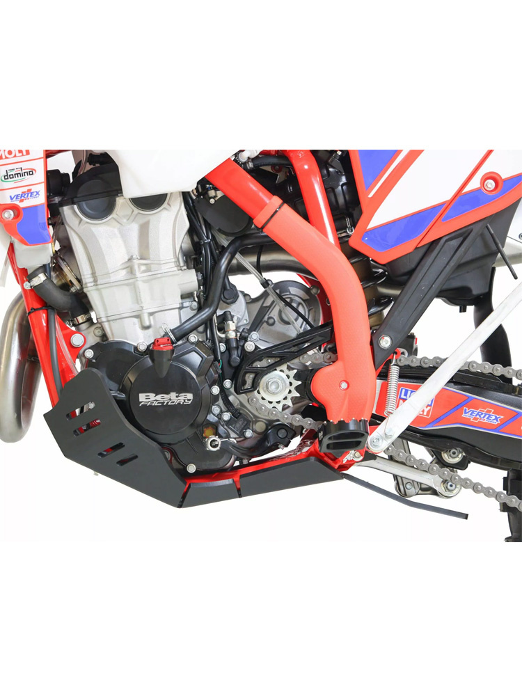 Płyta pod silnik AXP Racing Xtrem Beta RR 350/390/430/480/Race/XPRO (24-) z osłoną podnośnika czarna