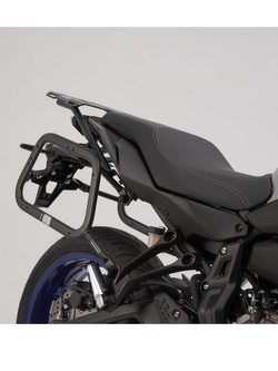 Zestaw: kufry boczne + stelaże EVO ABS ® Aero System Sw-Motech do YAMAHA MT-07 Tracer (16-23) / Tracer 700 RM30 / Tracer 7 (21-) [pojemność: 2 x 25 L]