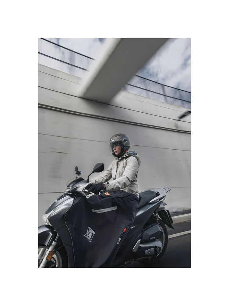 Pokrowiec na nogi Tucano Urbano Termoscud R063 Suzuki Burgman 125/200/Executive (07 -23) czarny