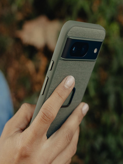 Etui Peak Design Mobile Everyday Fabric do smartfona Google Pixel 8 zielone 