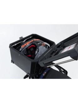 Zestaw: kufer centralny czarny TRAX ADV + stelaż Adventure-rack SW-Motech Yamaha Tracer 9/ GT/ GT+ (24-) [poj.: 38 L]