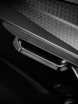 Osłony podnóżków pasażera GILLES Aprilia RS 660 (21-)/ Tuono 660 (21-) czarna