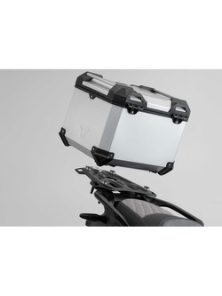 Zestaw: kufer centralny srebrny TRAX ADV + stelaż Street-rack SW-Motech Suzuki GSF 600/650/1250/1200 Bandit/S / GSX 650F/1250F/1400 [pojemność 38 L]