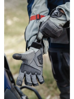 Rękawice motocyklowe Klim Badlands Aero Pro Short szare