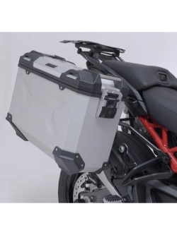 Zestaw: kufry boczne + stelaże PRO TRAX ADV SW-Motech Ducati Multistrada V4/ S/ Pikes Peak (24-) srebrne [poj.: 2 x 37 L]
