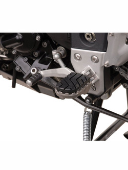 Podnóżki SW-MOTECH BMW R nine T [14-]/ R 1200R [11-14]/F900R / XR [19-24]/ Triumph Tiger 1050 [06-11]/ SE [11-]/ Sport [13-]