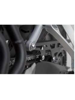 Osłona łańcucha SW-MOTECH DUCATI Triumph Tiger 900/ GT/ Rally/ Pro (19-)