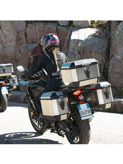 Kufer centralny aluminiowy Givi Trekker Alaska srebrny [pojemność: 44 l]