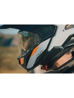 Kask adventure Nexx X.Lifecountry Terra biało-czarno-pomarańczowy matowy