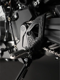 Osłony ramy Acerbis X-Grip CF Moto 450 MT (24-) czarne