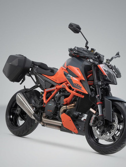 Zestaw: kufry boczne plastikowe + stelaże SLC URBAN ABS SW-MOTECH KTM 1290 Super Duke R (19-), KTM 1390 Super Duke R / Evo (24-) [pojemność: 2 x 16,5l]